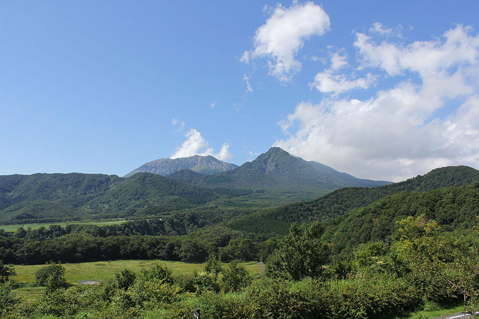 オリラジ藤森が購入した山はどこ 値段や広さは 山の買い方や注意点も グランプレス